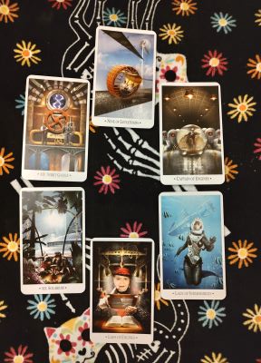 Six card spread in circular pattern