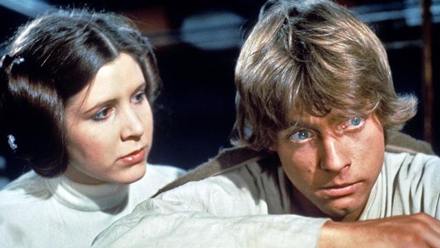 STAR WARS, (aka STAR WARS: EPISODE IV - A NEW HOPE), Carrie Fisher, Mark Hamill, 1977 (image upgraded to 17.8 x 12 in)